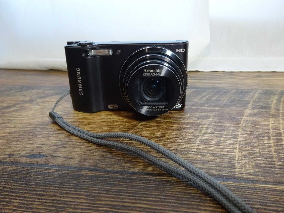 Aparat foto digital retro Samsung WB150F