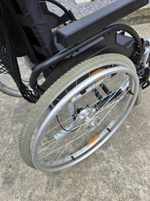 Рингова Инвалидна количка BREEZY Basix