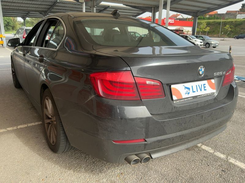 BMW 5er 525d 2011