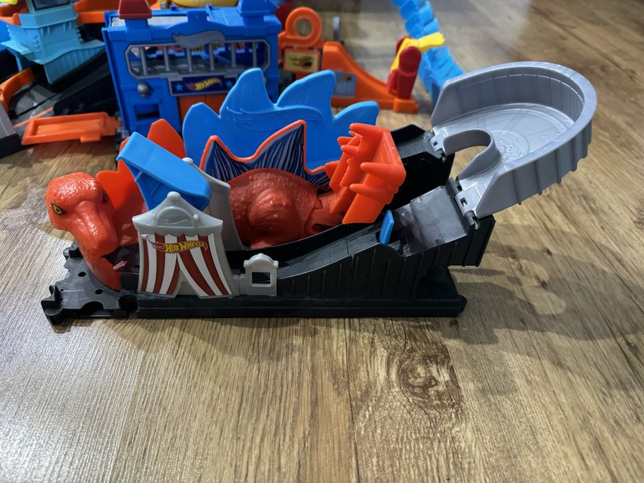 Писти от серията hot wheels