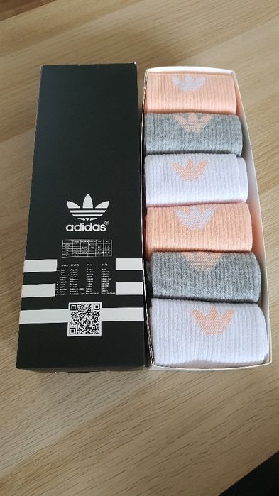 Set 6 perechi sosete dama  Adidas mărimea 36-41 noi la cutie