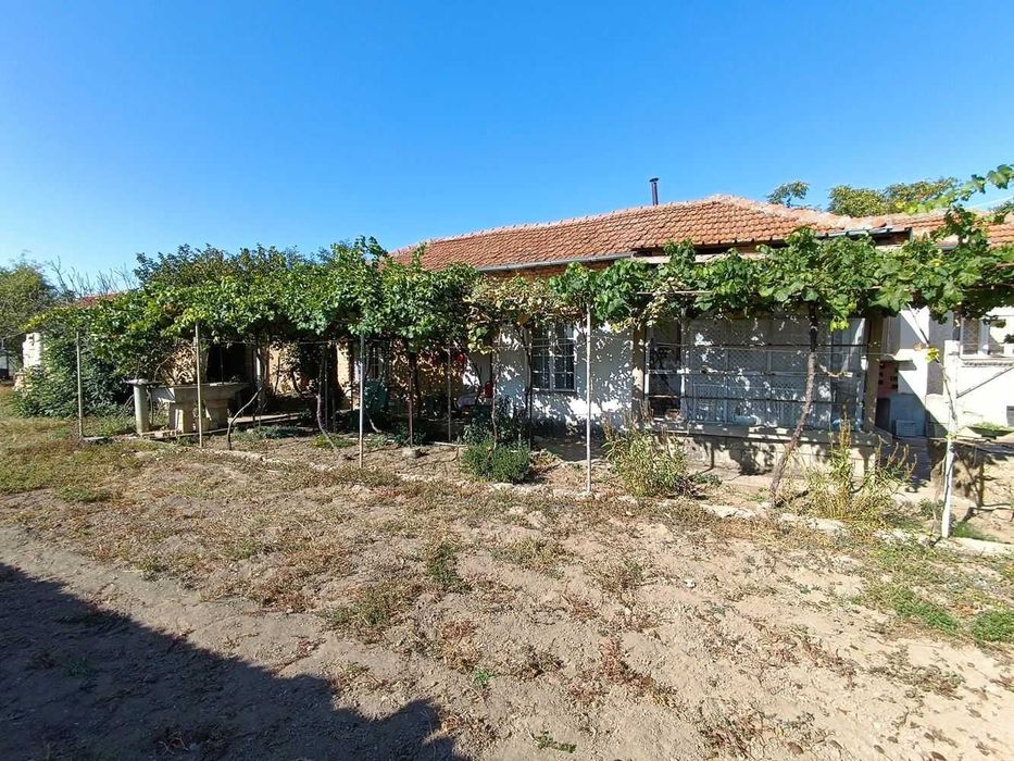 Продава се Къща в с. Върбица, Област Велико Търново - 70 кв.м за 328 €/кв.м - Снимка #16