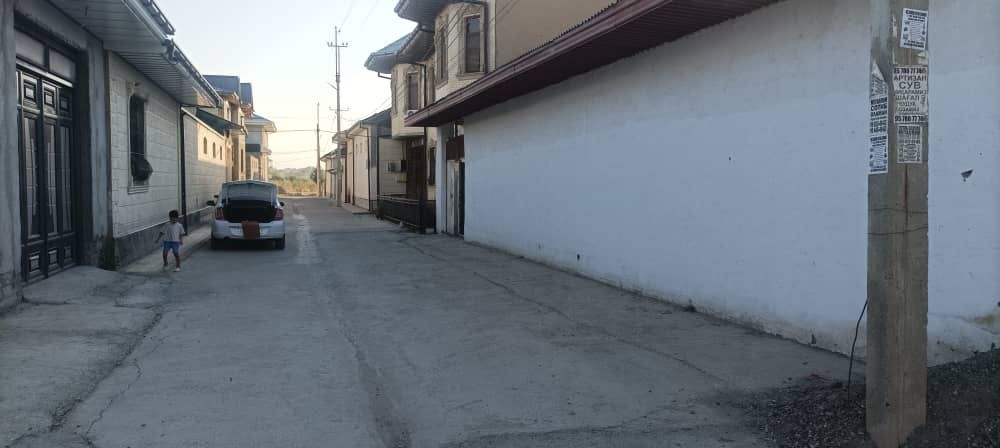 Ер участка ховли сотилади