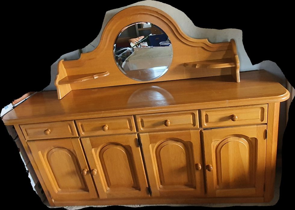 Comodă cu oglindă/Mese maro/ofertă