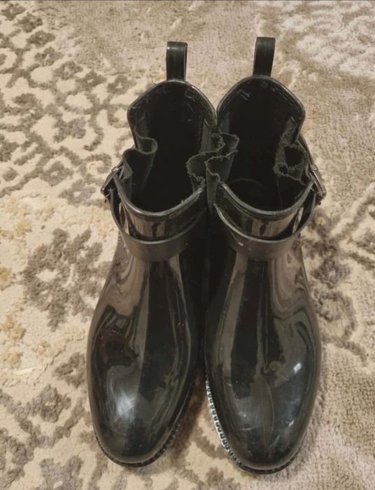 Ghete de dama în stare bună