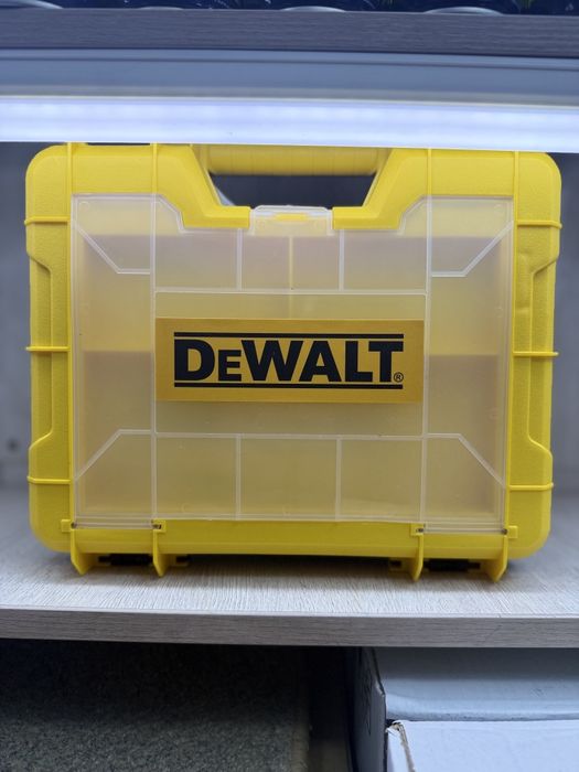 DeWALT шурупаверт 48w