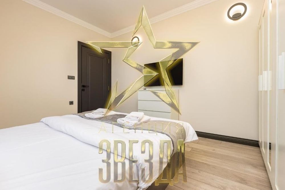 Продава се Тристаен апартамент в Пловдив, Център - 510 кв.м за 1530 €/кв.м - Снимка #11