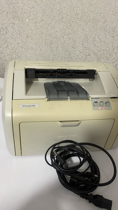 Продам принтер НР 1018