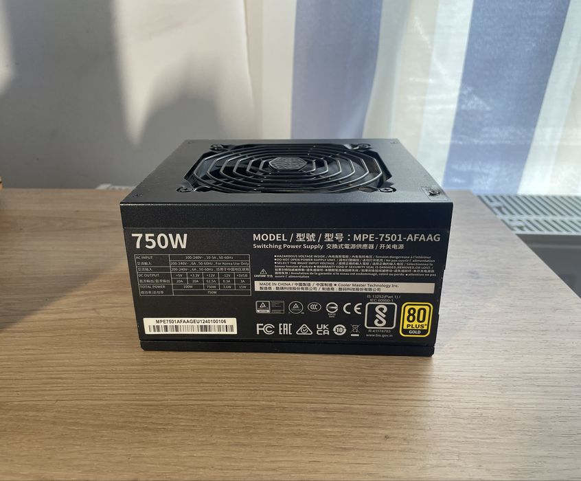 Sursă de alimentare Cooler Master MWE Gold V2 750W