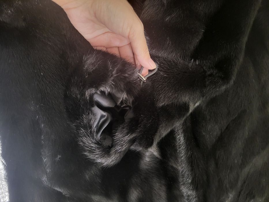 Продам норковую шубу