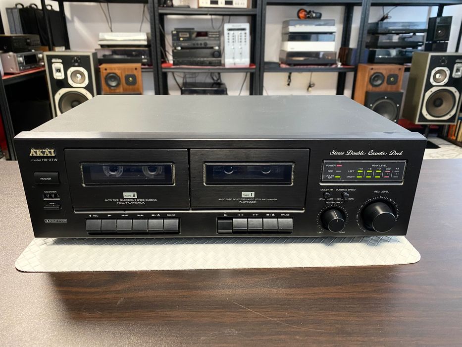 Двукасетен дек Akai