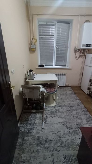 Продаётся 2 комнатная Сергели 6А