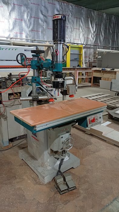 Продам сверлильно - присадочный станок.