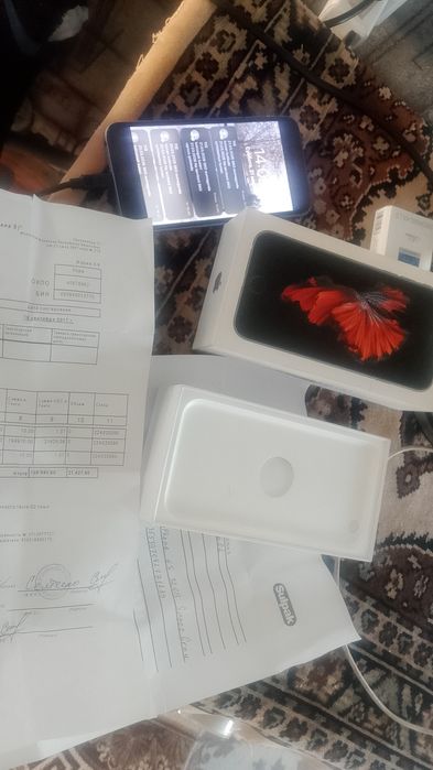 Продам айфон 6 s