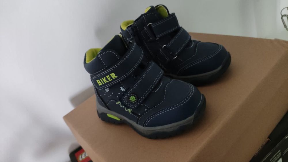 Детская обувь