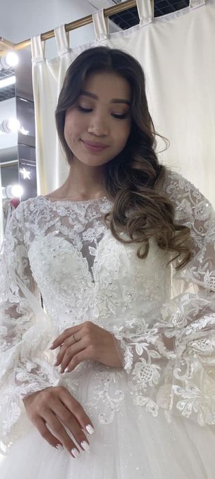 Продам свадебный платье