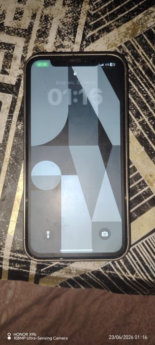 Iphone XR xolati yaxshi