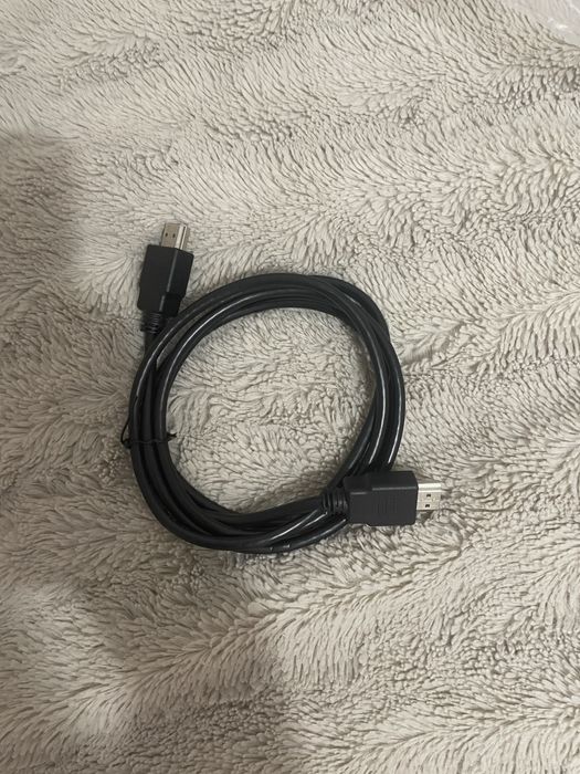 Cablu HDMI nou-nout
