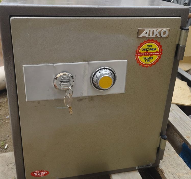 Сейф Aiko огнеупорный