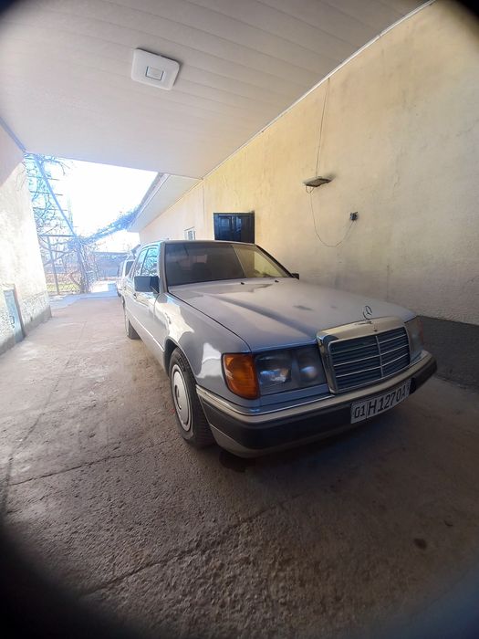 Mersedes Benz w124