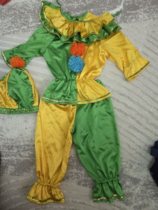 Костюм "Петрушка-молодец"