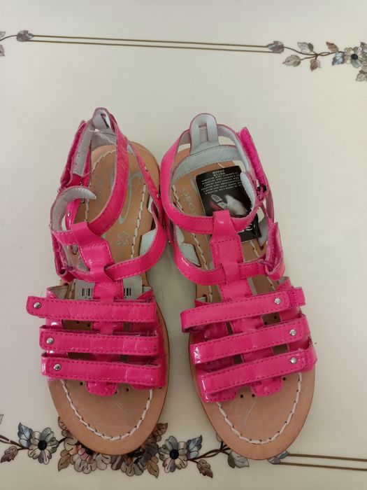Детские босоножки