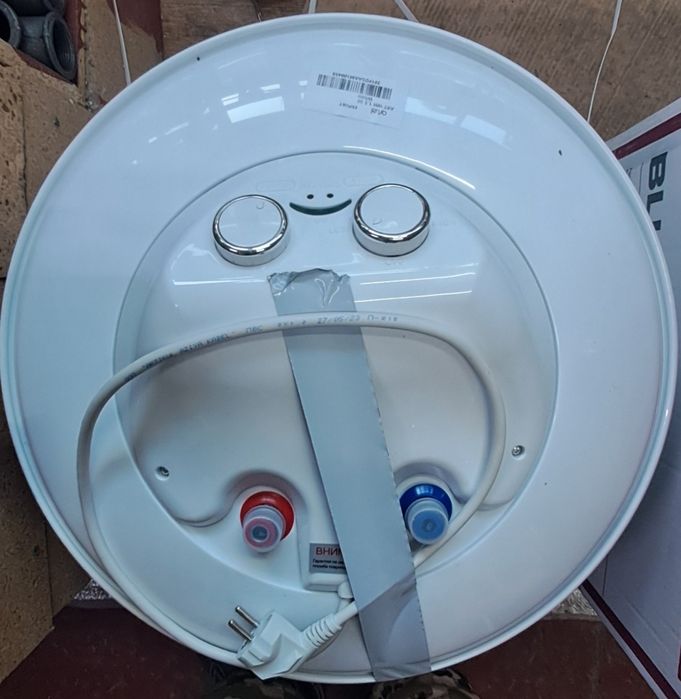 Продам водонагреватель Mideia,Garanterm