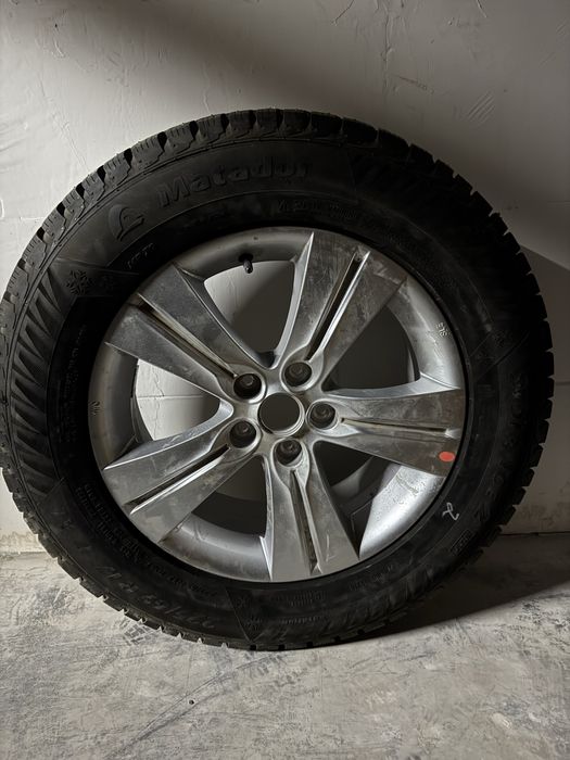 Диска с резиной 225/65/17