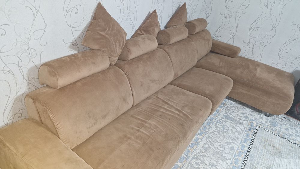 Продаётся диван мягкий уголок