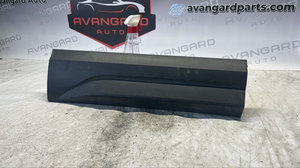 2 броя Декоративна лайстна на задна дясна врата Audi Q3 (2011-2017)