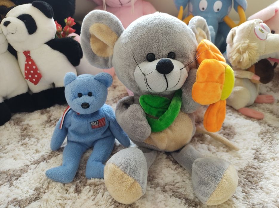 Плюшени играчки различни размери