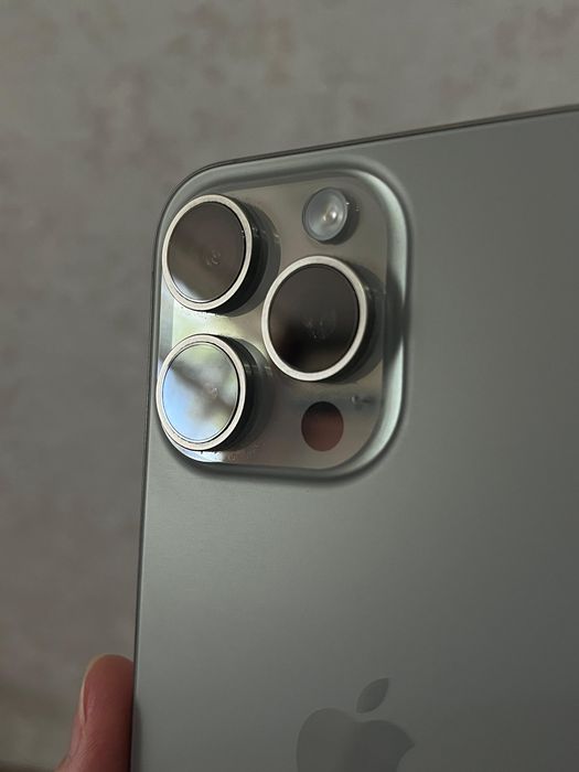 Iphone 15 pro max 80% 256gb