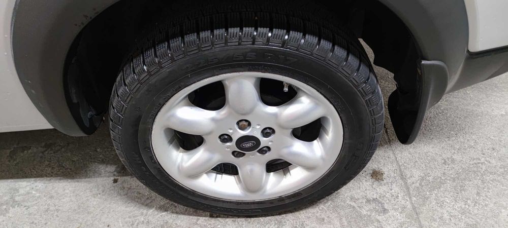 5 бр. лети джанти 17” със зимни гуми за LR Freelander