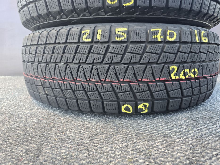 215 70 16 bridgestone m+s