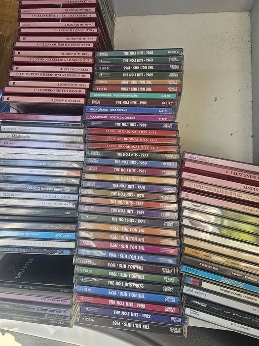 Vand CD de colecție