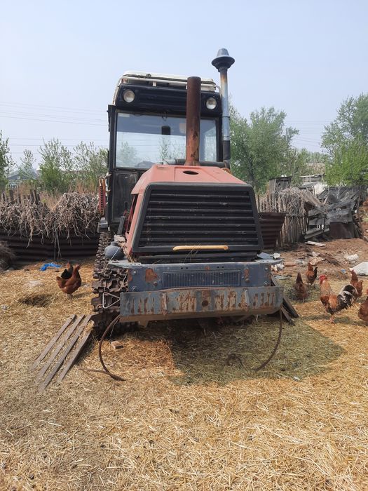 Продам трактор вт100