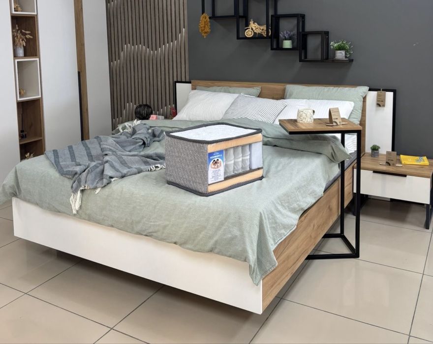 Двухспальная кровать