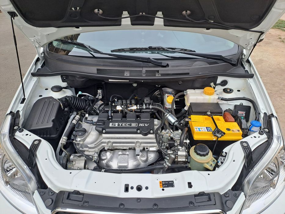 Nexia 3 sotiladi ideal