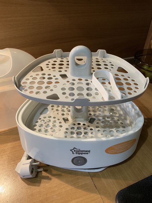Електрически стерилизатор Tommee Tippee