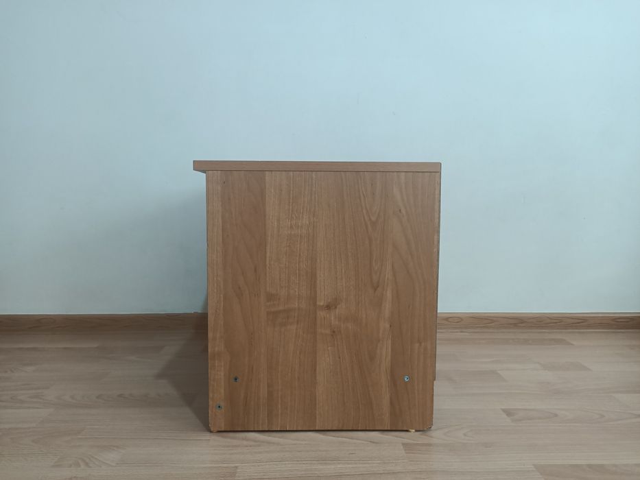 Срочно продам тумбу