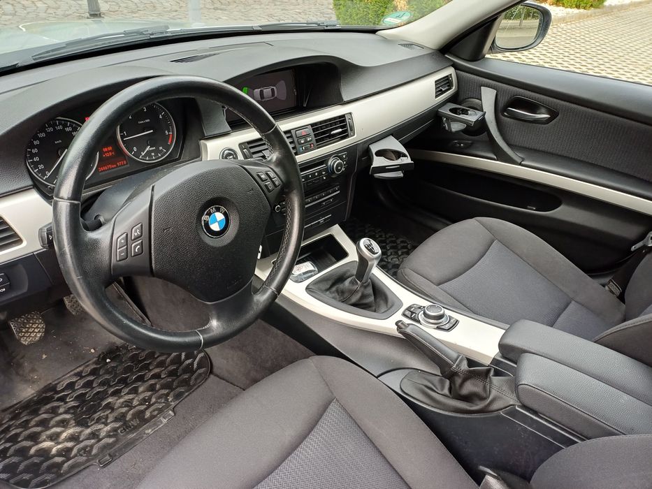 BMW Seria 3 2011 — imagine 5