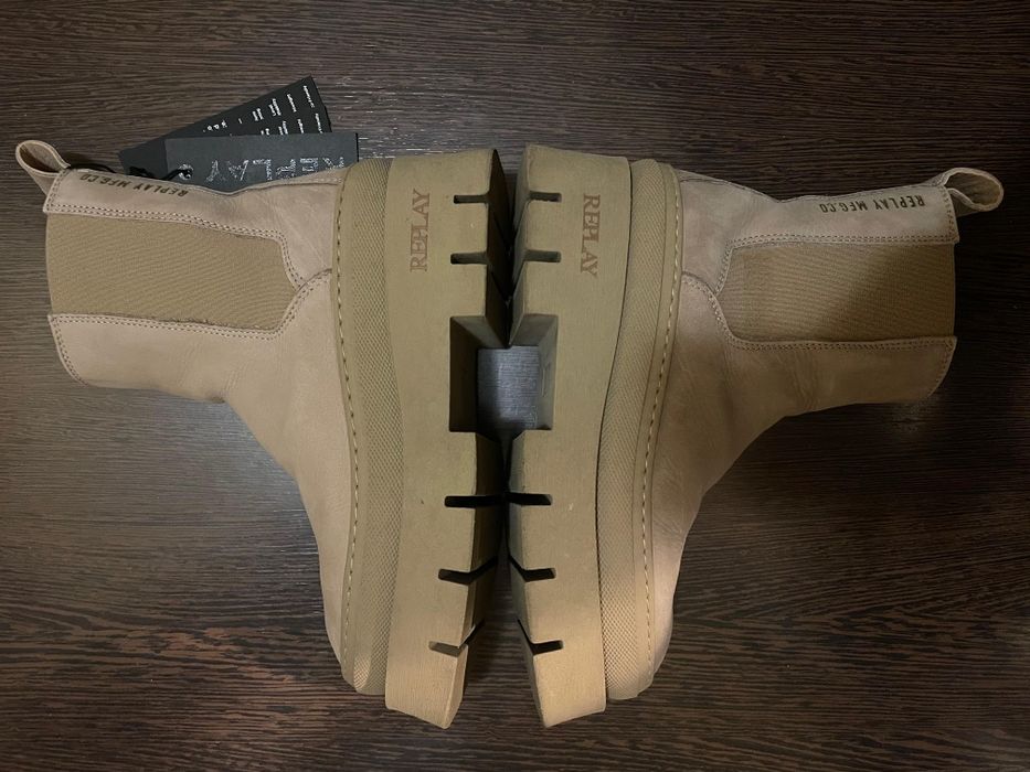 Vând botine REPLY bej din piele naturală, mărimea 37