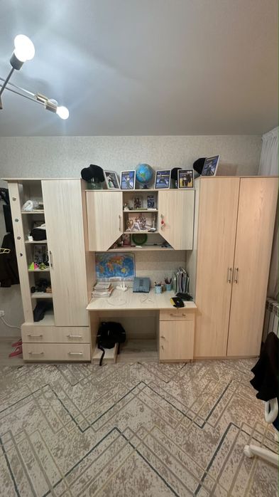 Продам шкаф и кровать