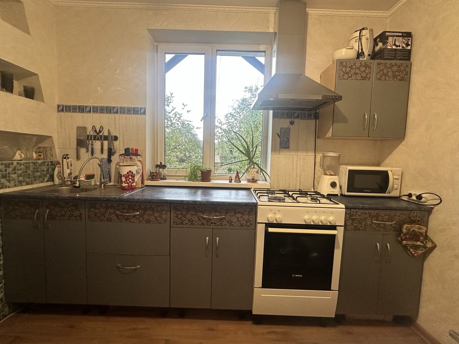 Продоется кухонный гарнитур.