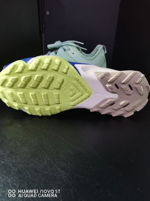 Nike air zoom terra kiger 8.