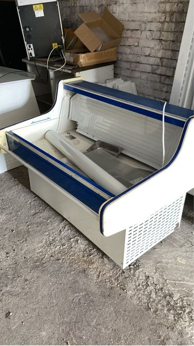 Продам холодильник ветринный