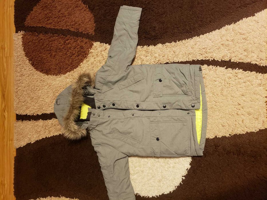 JACHETĂ parka H&M mărimea 122.