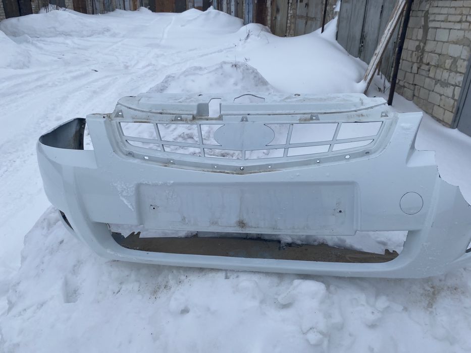 Продам бампер приора