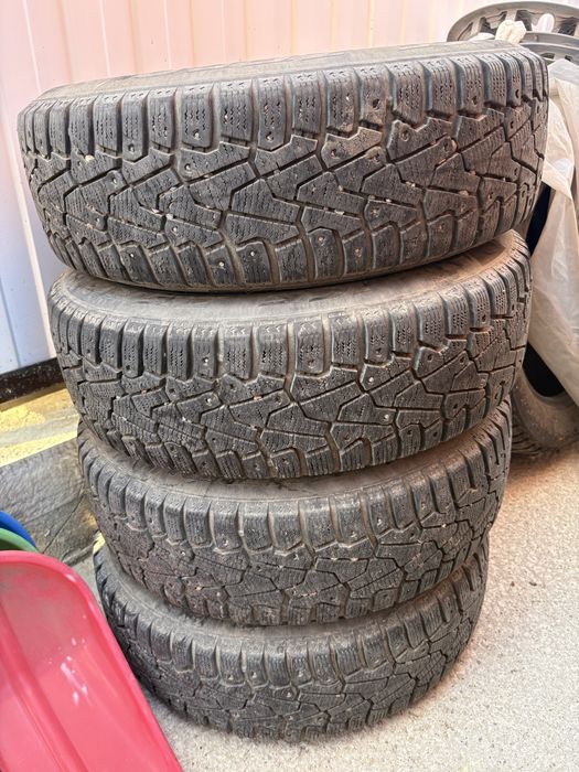 Шины Pirelli 185/65/15 зима