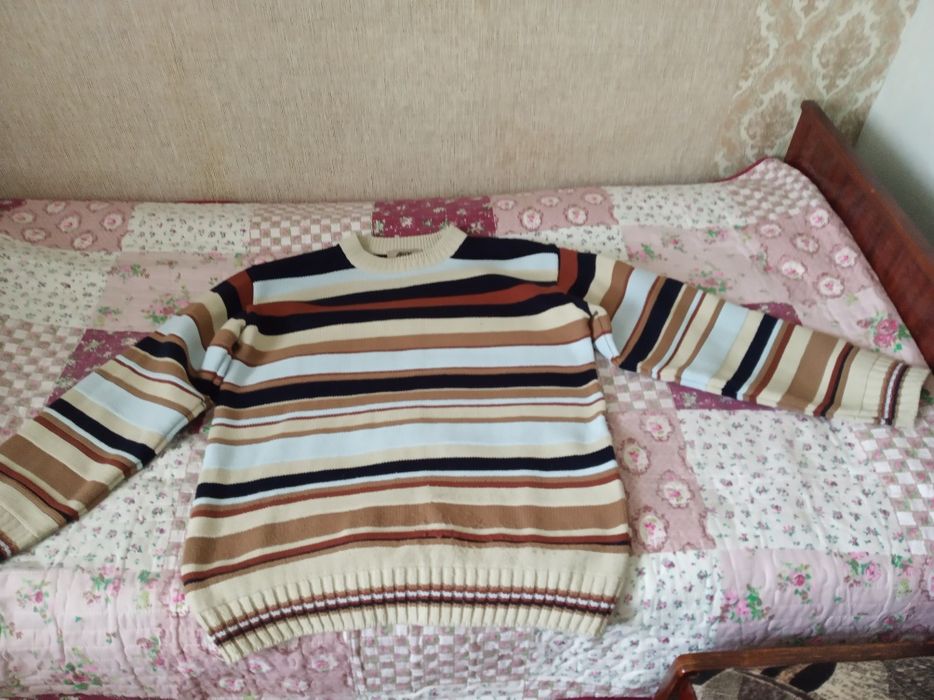 Продам мужской джемпер